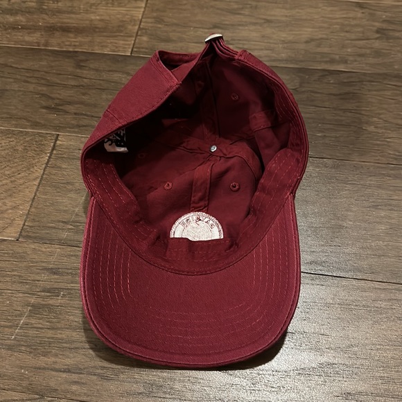 Bayside Tigers Hat - Picture 4 of 5